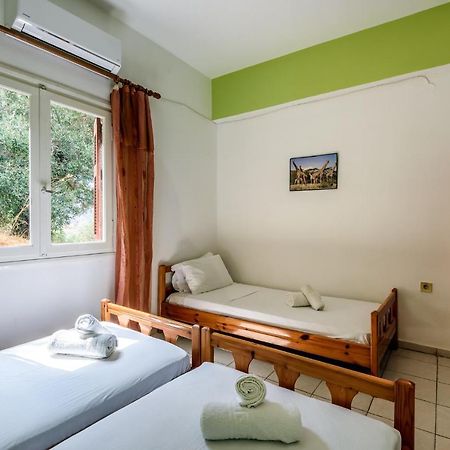 Antonis Studio Appartement Sfinárion Buitenkant foto