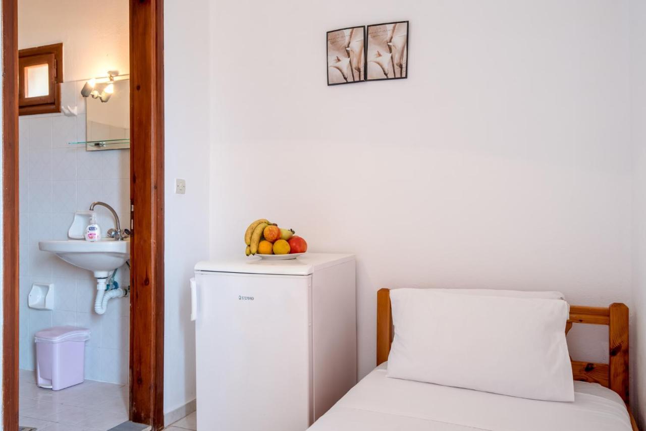 Antonis Studio Appartement Sfinárion Buitenkant foto